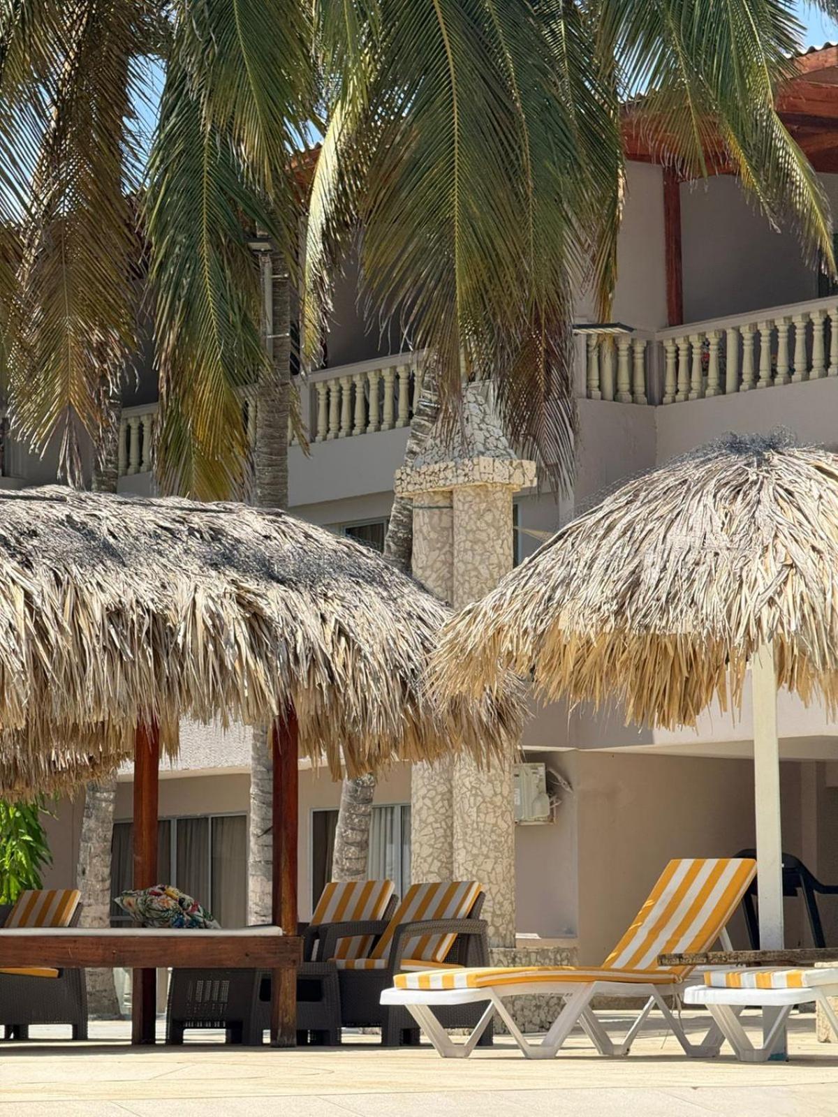 Playa Palmeras Beach Resort Cartagena ภายนอก รูปภาพ
