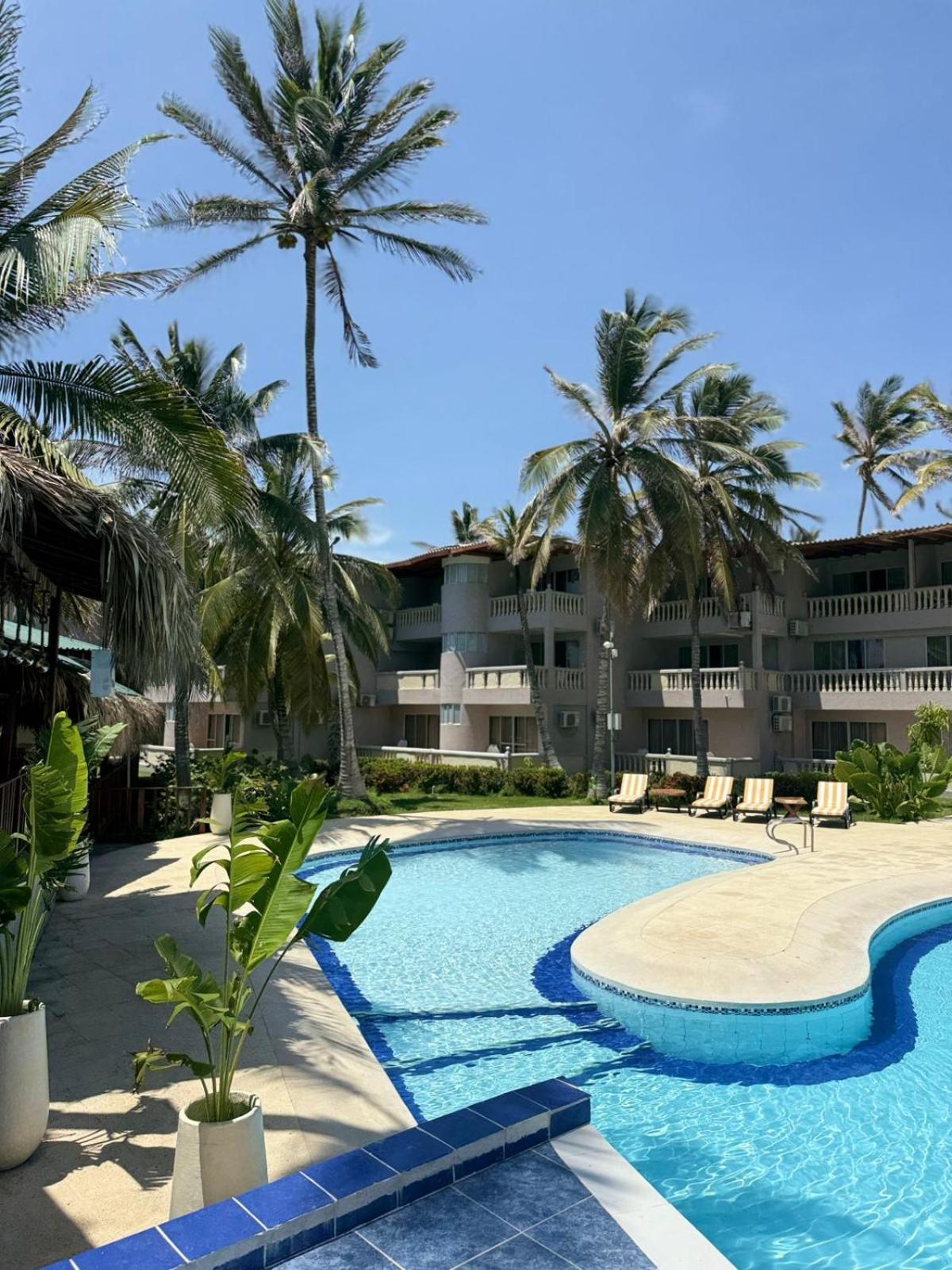 Playa Palmeras Beach Resort Cartagena ภายนอก รูปภาพ